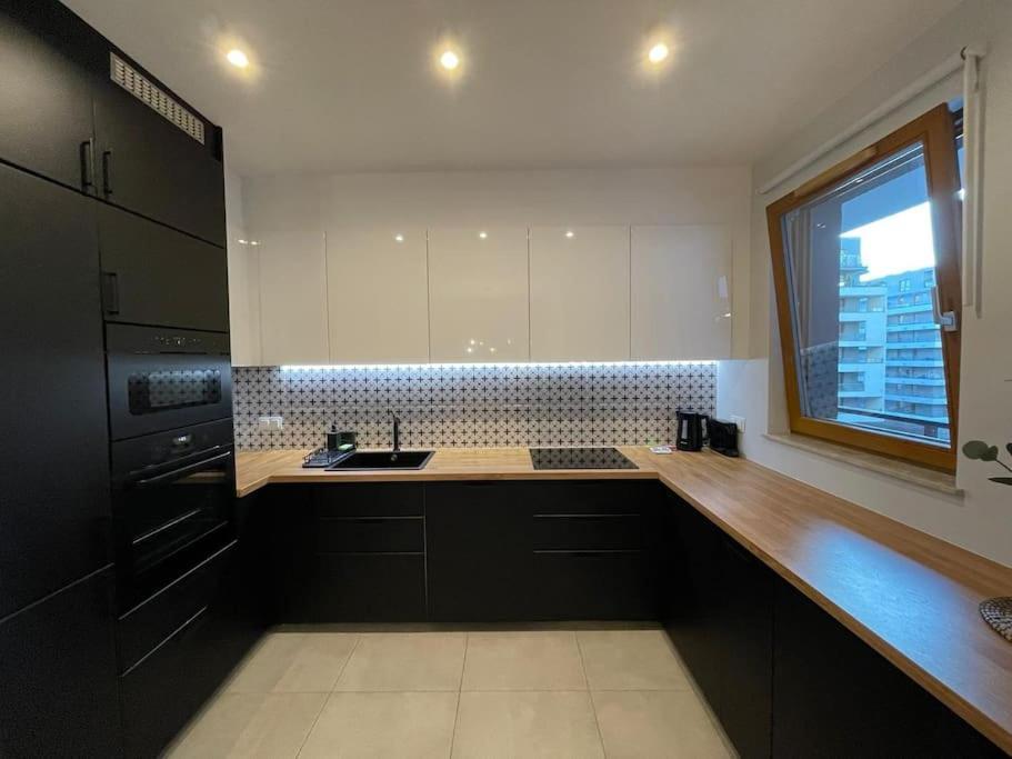 Apartament Wola Tower
